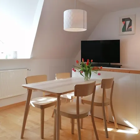 Alte Stellmacherei - 2 * Riepsdorf